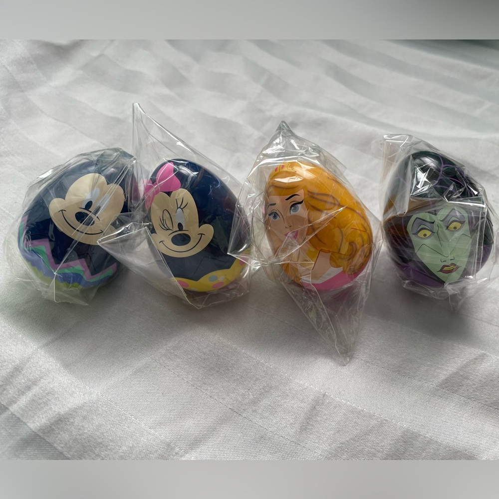 Disney Parks Eggstravaganza Egg Hunt 2019 Aurora, Malificent, Mickey & M…